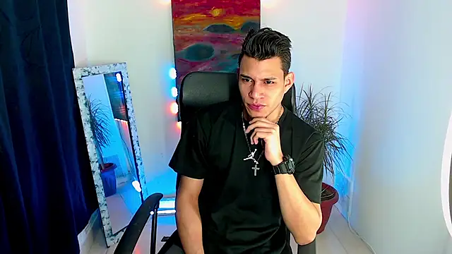 Snapshot of dirtyboy_23 chatting on September 2025 04:23:01 AM dirtyboy 23 online show from September 2025 04:23:01 AM