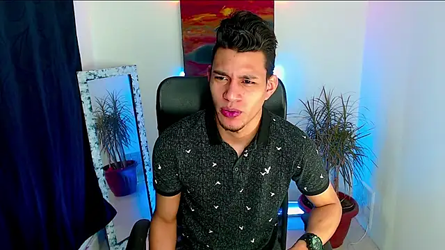 Snapshot of dirtyboy_23 chatting on September 2025 07:10:02 AM dirtyboy 23 online show from September 2025 07:10:02 AM
