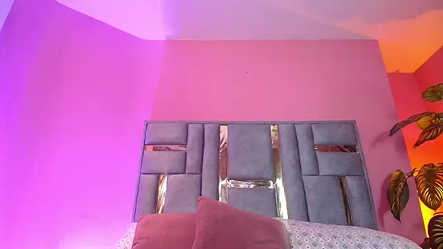 Snapshot of Bianca_ks chatting on March 2025 06:32:02 AM Bianca ks online show from March 2025 06:32:02 AM