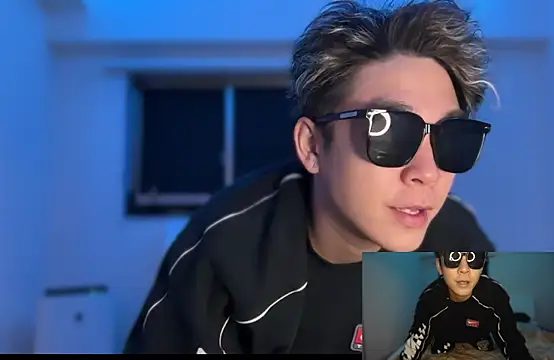 Snapshot of guerrilla_gansya722 chatting on February 2025 01:11:02 PM guerrilla gansya722 online show from February 2025 01:11:02 PM