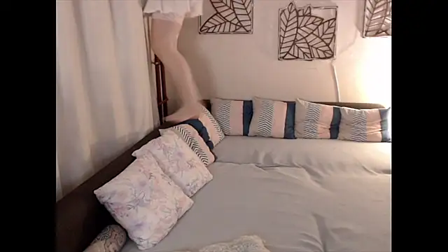 pepper milf online show from March 2026 04:34:01 PM