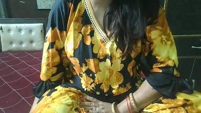 couplesuni online show from October 2025 02:47:02 AM