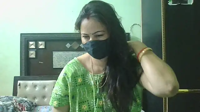 couplesuni online show from April 2026 10:20:02 AM