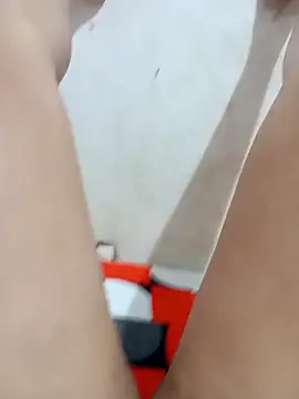 ambarlennoix online show from November 2025 07:19:01 AM