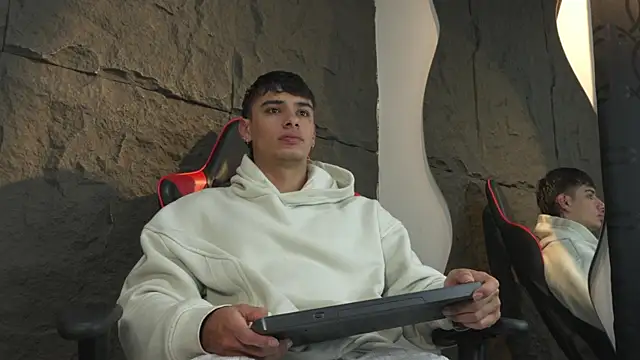 Snapshot of joseph_boy chatting on March 2026 11:28:02 AM joseph boy online show from March 2026 11:28:02 AM