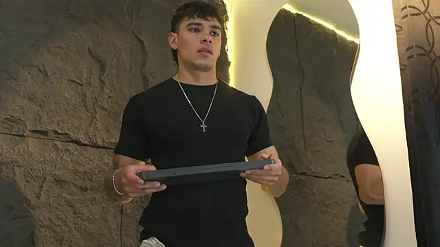 Snapshot of joseph_boy chatting on March 2026 11:28:02 AM joseph boy online show from March 2026 11:28:02 AM