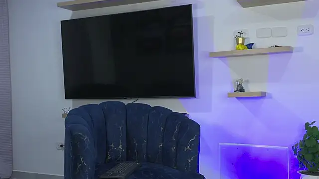 Snapshot of joseph_boy chatting on April 2026 11:40:01 AM joseph boy online show from April 2026 11:40:01 AM