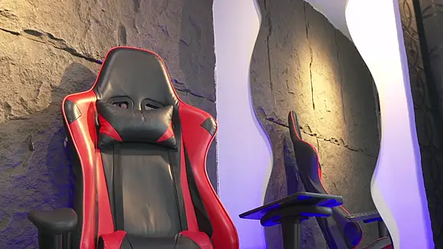 Snapshot of joseph_boy chatting on April 2026 11:33:02 AM joseph boy online show from April 2026 11:33:02 AM