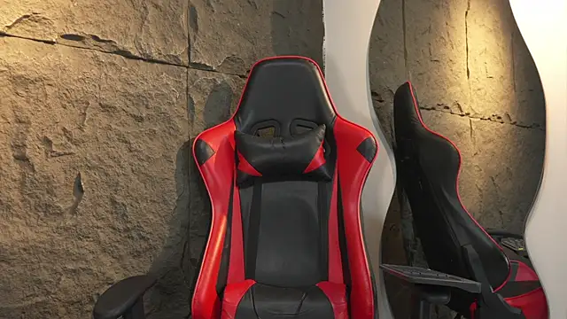 Snapshot of joseph_boy chatting on April 2026 11:32:01 AM joseph boy online show from April 2026 11:32:01 AM