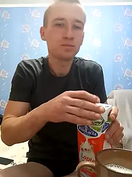 serhii19791 online show from February 2025 10:39:02 AM