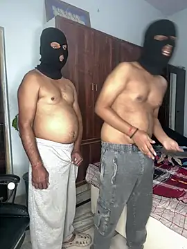 Sexy bitch 23 online show from January 2026 04:00:01 PM