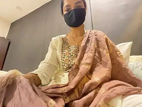 MaYaa  11 online show from March 2025 06:00:02 PM