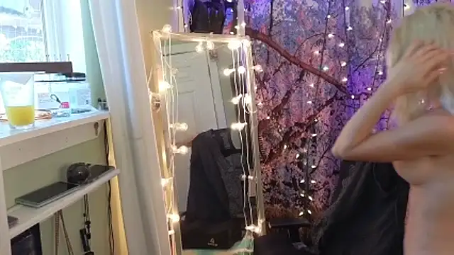 cunty tranny lydia online show from March 2026 07:17:02 PM