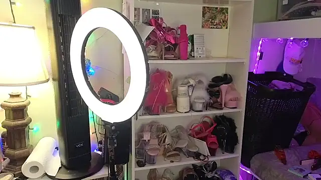 cunty tranny lydia online show from April 2026 04:06:02 AM