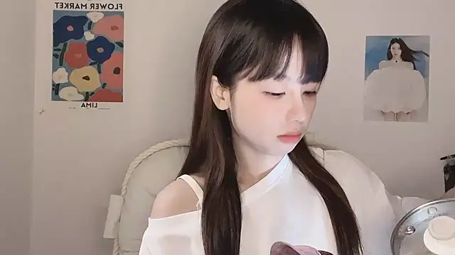 -Hottie online show from November 2025 04:09:01 PM