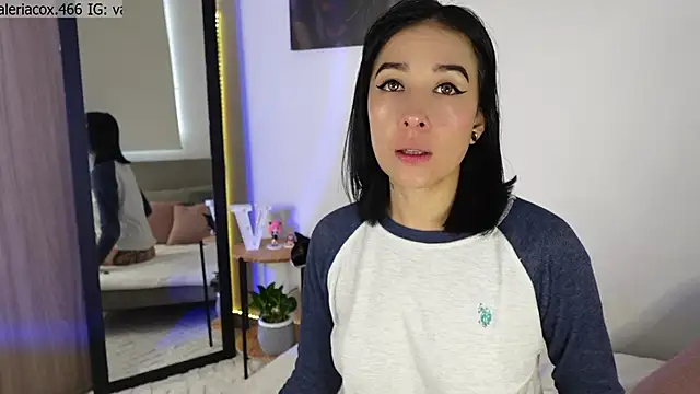 ValeriaCox online show from June 2026 11:34:01 AM