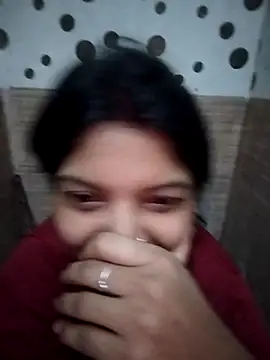 Snapshot of Hotty-Divya chatting on November 2025 01:11:02 PM Hotty-Divya online show from November 2025 01:11:02 PM