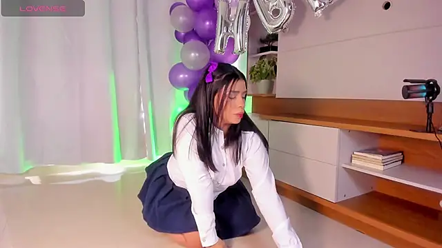 Elii ross online show from October 2025 07:16:01 PM