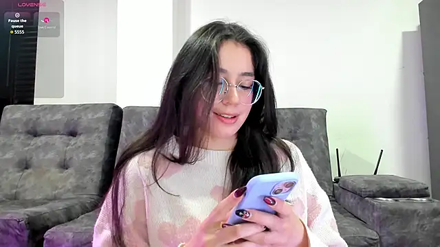 Snapshot of emmadiaz1 chatting on September 2025 02:48:02 AM emmadiaz1 online show from September 2025 02:48:02 AM