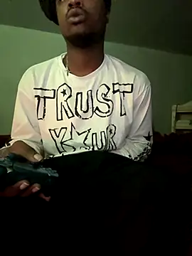 SluttyLyfe4L online show from December 2025 01:31:01 PM