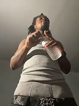 SluttyLyfe4L online show from April 2026 08:06:02 PM