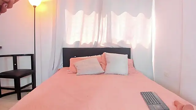 DailaSmith online show from January 2025 04:03:01 PM