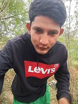 Valentinacuc online show from April 2026 12:02:01 PM