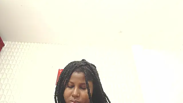 Alexa roussee online show from December 2025 01:20:02 PM