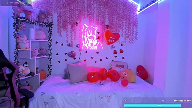 cat kitty18  online show from February 2025 06:15:02 PM