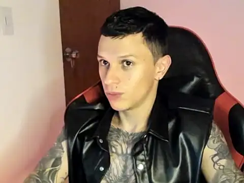 Snapshot of goodboy69l chatting on April 2026 11:50:01 PM goodboy69l online show from April 2026 11:50:01 PM