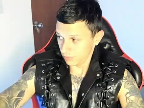 Snapshot of goodboy69l chatting on May 2026 11:54:02 PM goodboy69l online show from May 2026 11:54:02 PM