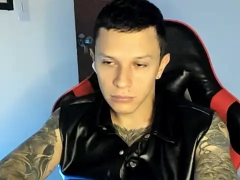 Snapshot of goodboy69l chatting on June 2026 11:45:02 AM goodboy69l online show from June 2026 11:45:02 AM