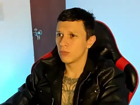 Snapshot of goodboy69l chatting on July 2026 05:06:02 PM goodboy69l online show from July 2026 05:06:02 PM