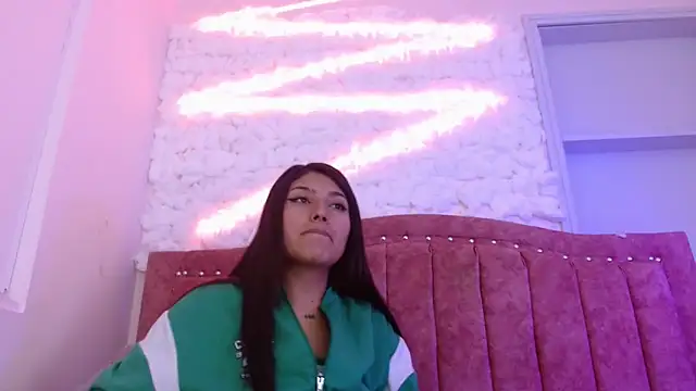 SarahStones online show from January 2025 03:11:02 AM