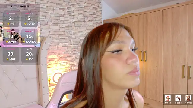 Snapshot of Sara-Smith- chatting on May 2026 12:56:01 PM Sara-Smith- online show from May 2026 12:56:01 PM