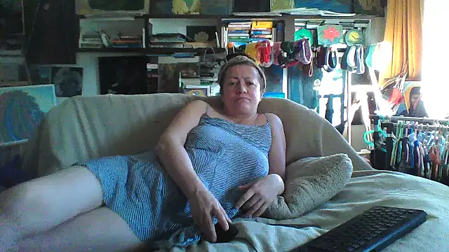 Snapshot of MariaAnaSunshine chatting on December 2025 09:46:02 AM MariaAnaSunshine online show from December 2025 09:46:02 AM