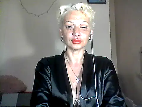 Snapshot of MaryJane441 chatting on May 2026 08:39:01 PM MaryJane441 online show from May 2026 08:39:01 PM