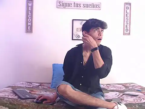 harrytomson 1 online show from January 2025 09:14:02 PM