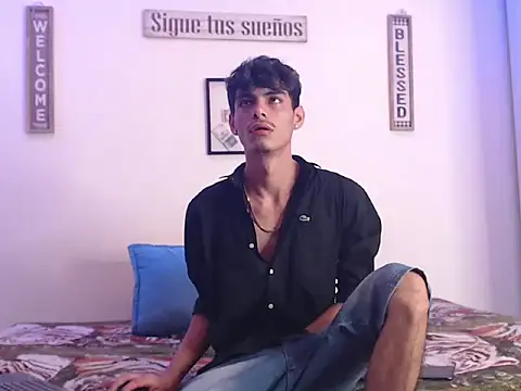 harrytomson 1 online show from January 2025 04:30:02 AM