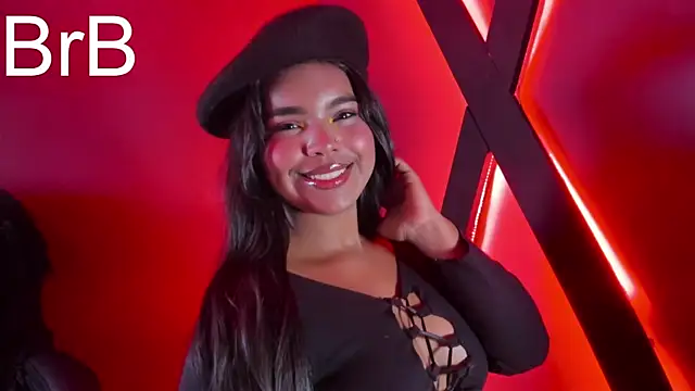 zoe roux21 online show from October 2025 09:46:01 PM