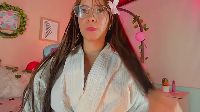 honey fox1 online show from February 2025 04:47:02 AM