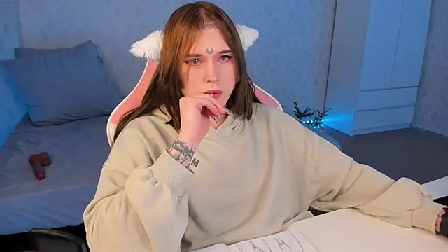 Spliti moon online show from February 2025 08:45:02 PM