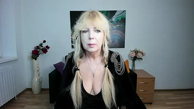 Anna Diax online show from December 2025 12:47:02 PM