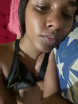 Snapshot of cristinamontiel chatting on January 2025 02:21:02 AM cristinamontiel online show from January 2025 02:21:02 AM