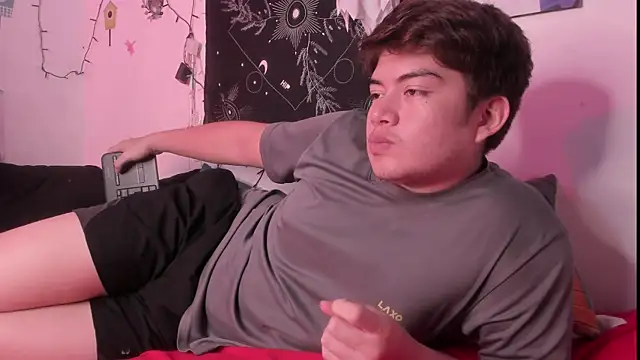 hothoneychile online show from November 2025 03:19:01 AM