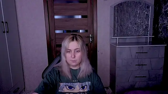 Kristy-Max online show from April 2026 03:15:02 PM