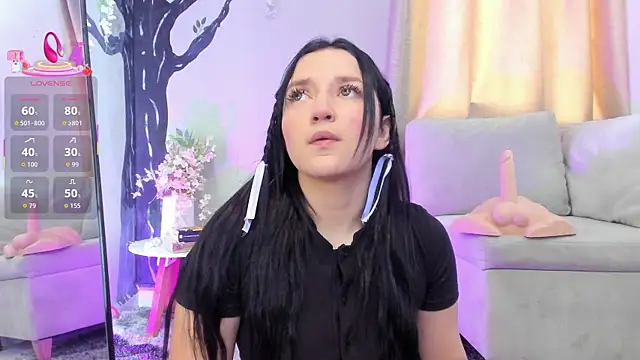  EmilyJireh  online show from January 2026 04:54:02 PM