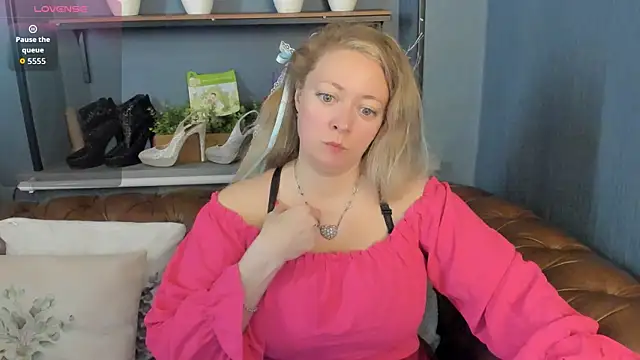 Snapshot of JesiaFoxi chatting on June 2026 09:34:02 AM JesiaFoxi online show from June 2026 09:34:02 AM