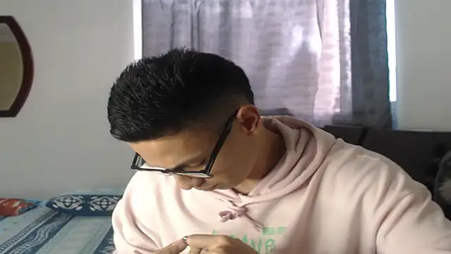 Tobicutee online show from March 2026 05:31:01 PM