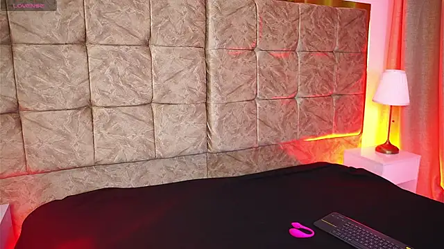 ashleyvalirya online show from February 2026 03:58:01 AM